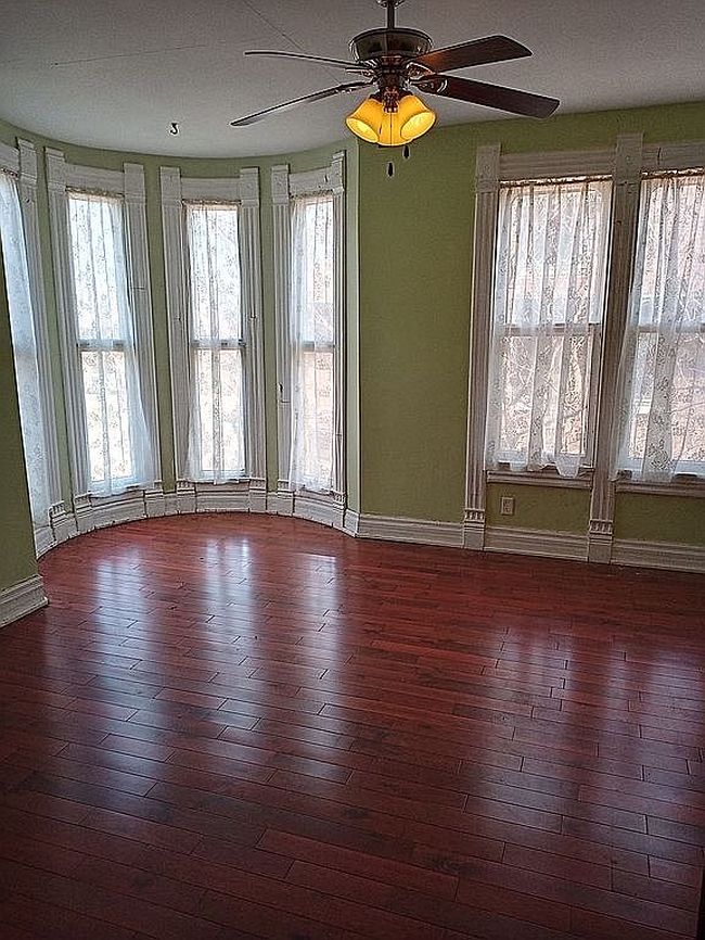 Image of 716 Western Ave