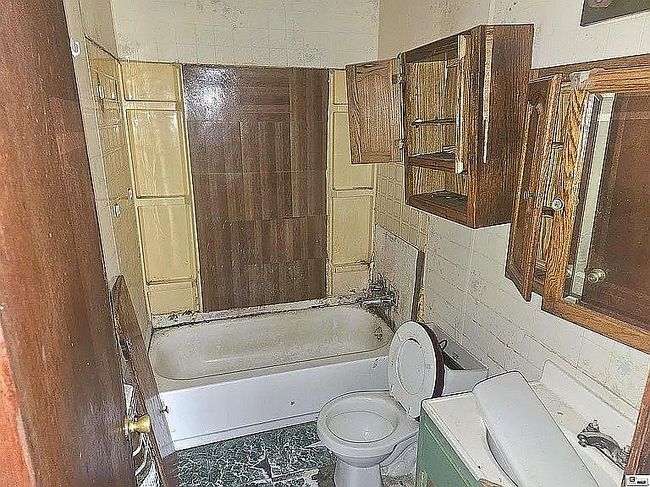 Image of 1505 Perry Ave