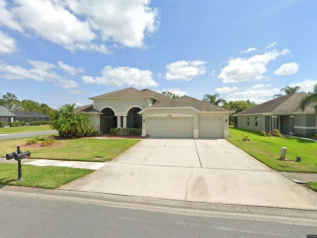 Photo of 742 Seneca Trl