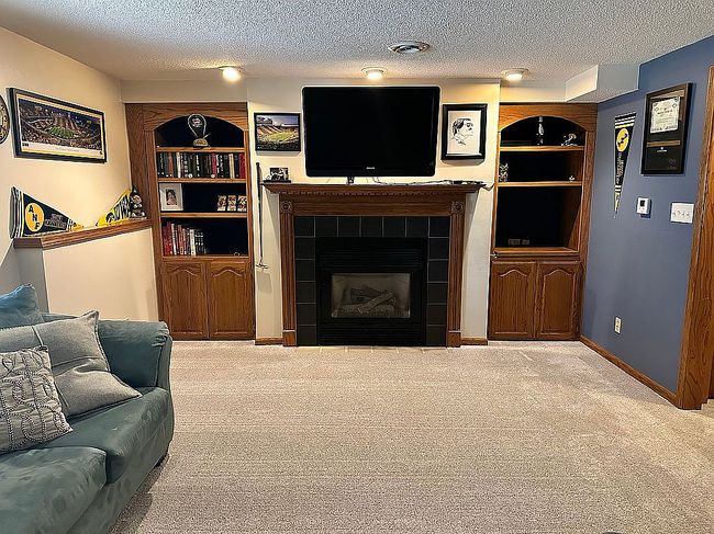 Photo of 1608 Hillside Ave, Waverly, IA