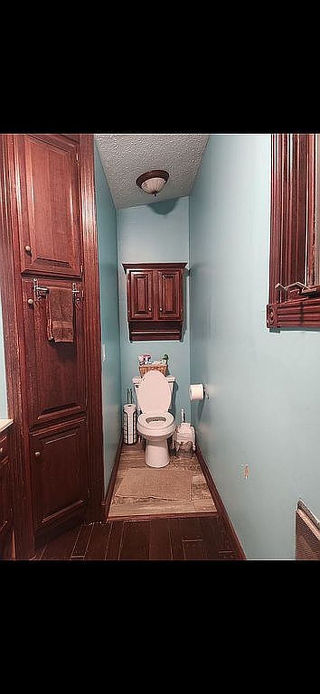 Photo of 170 N 1st St, Island, KY