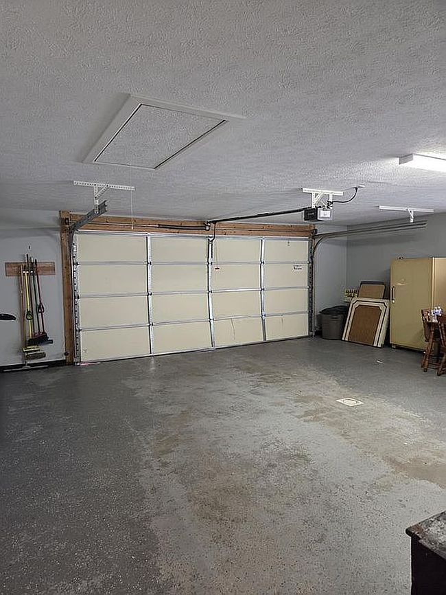 Photo of 9921 Tamarack Dr, Meadville, PA