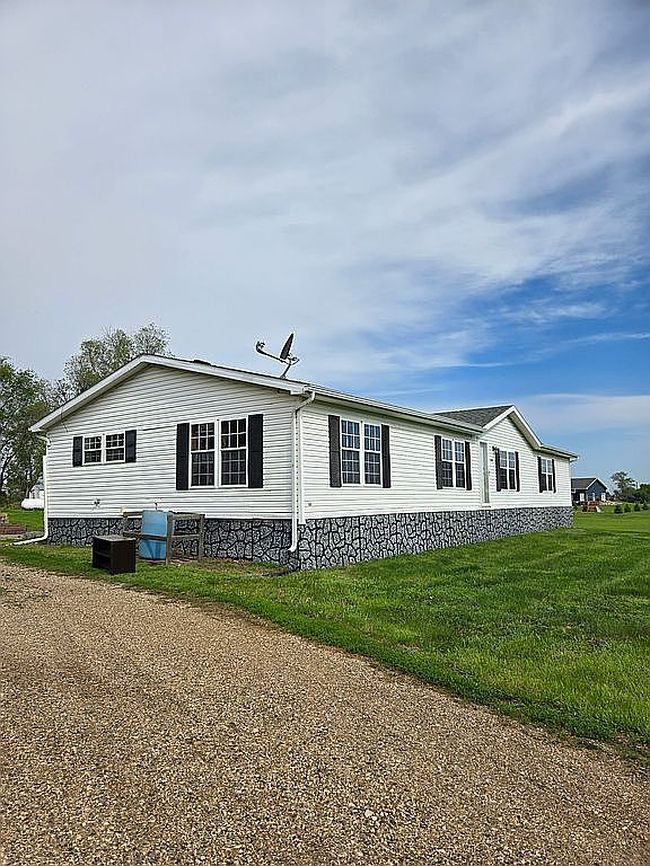 Preview of property located at 1409 Henderson St