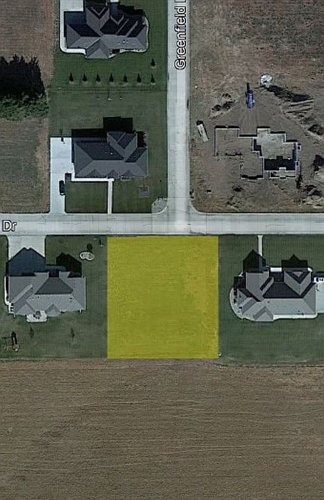 Image of 1425 Whitetail Dr