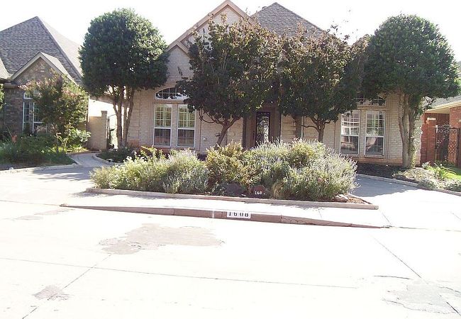 1608 Tanglewood Dr, Wichita Falls, TX