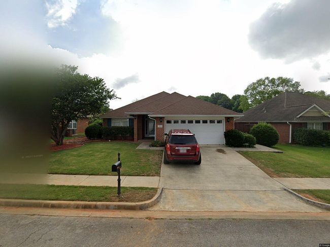 211 Silverbreeze Ct, Harvest, AL