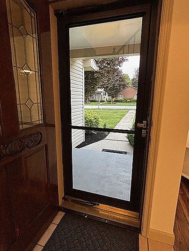 Image of 102 Strayer Dr