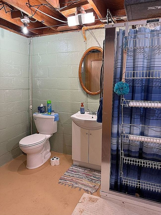 Image of 1204 Maple St