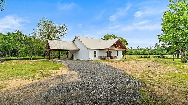 Image of 1208 Tri State Rd