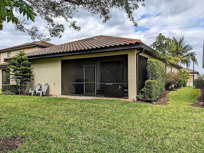 Image of 9431 Foxglove Ln