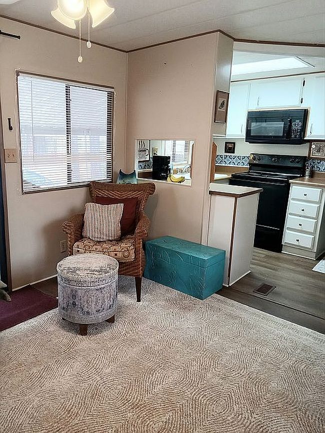 Additional photo 3 of property located at 1260 W Mcneil #85