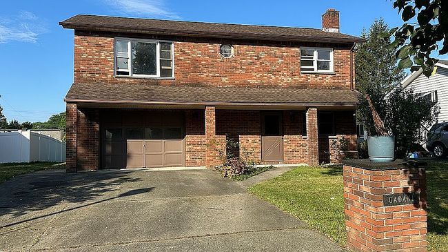 Photo of 7 Hemlock Ln, Albany, NY