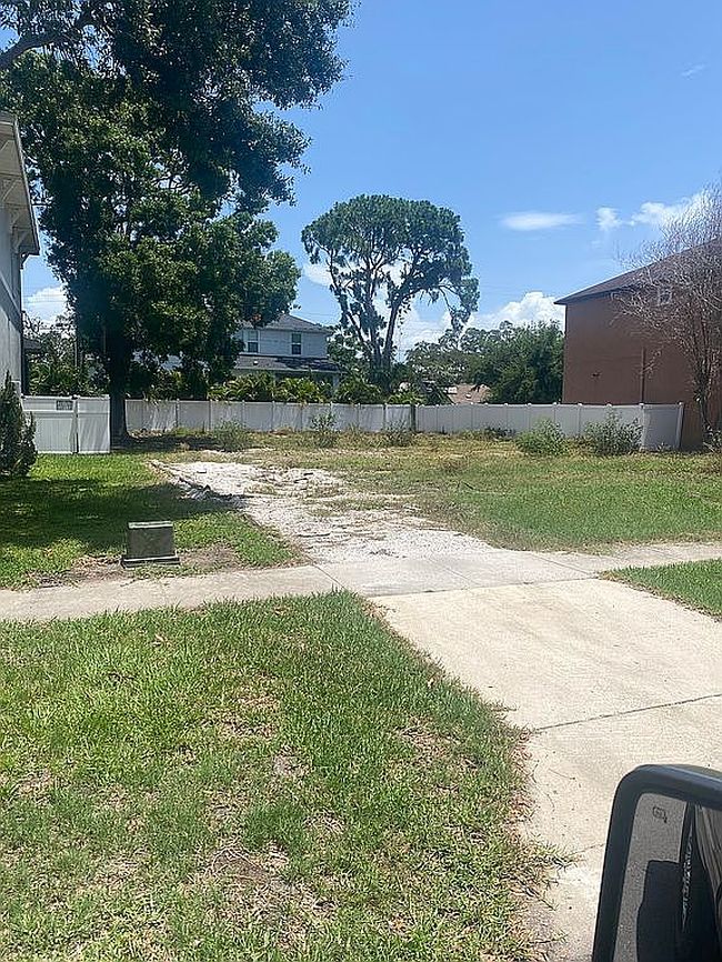 Photo of 4711 W Kensington Ave, Tampa, FL