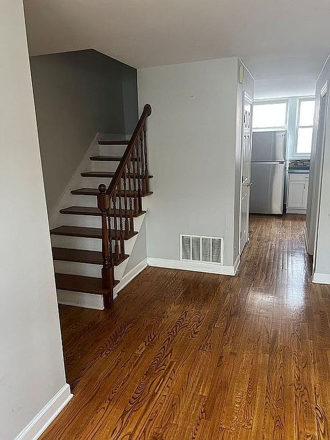 Image of 2059 Pine St Apt D