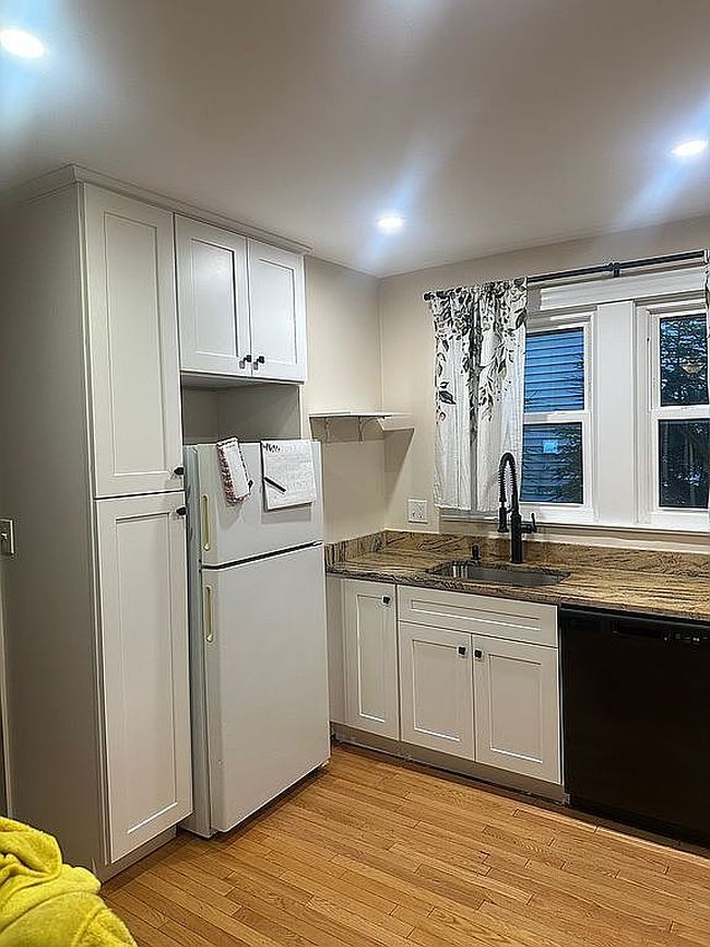 Photo of 29 Oval Rd, Quincy, MA