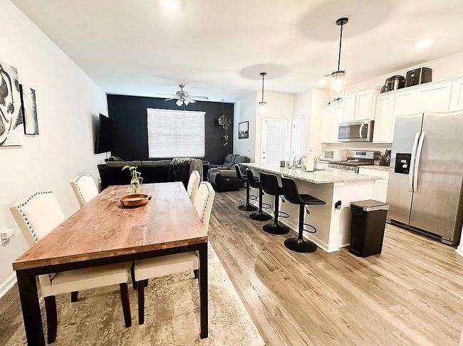Image of 338 Bisham Ct