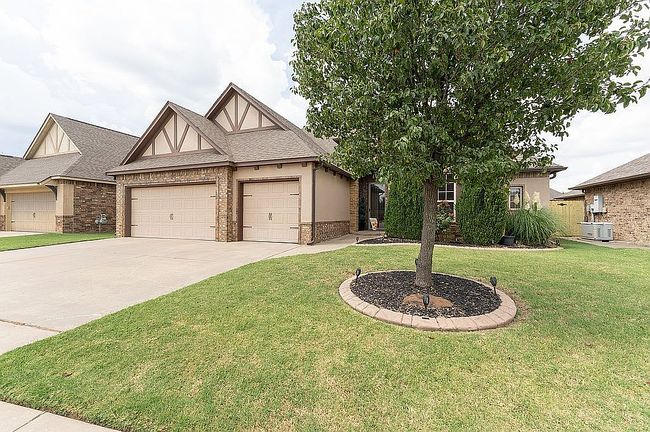 Photo of 4829 Sw 123rd St, Oklahoma City, OK