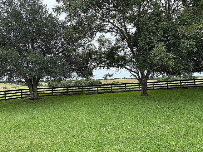 Photo of 2110 Immenhauser Rd, Yoakum, TX