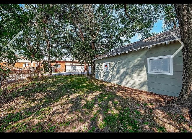 Photo of 741 W 21st St, Houston, TX