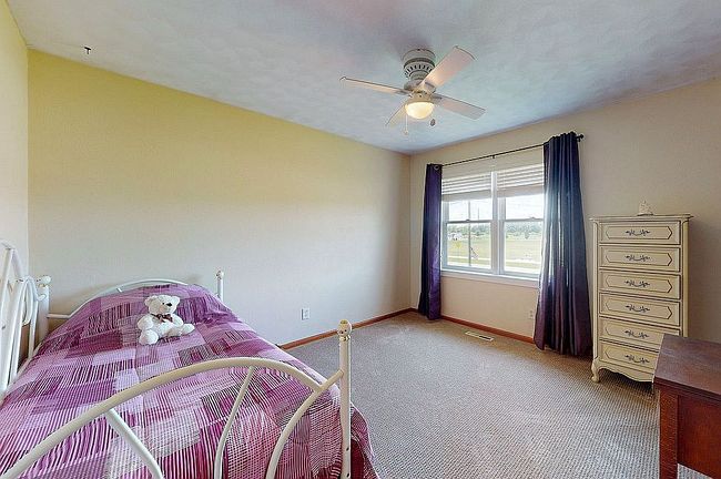Photo of 506 Linn St, Fairfax, IA