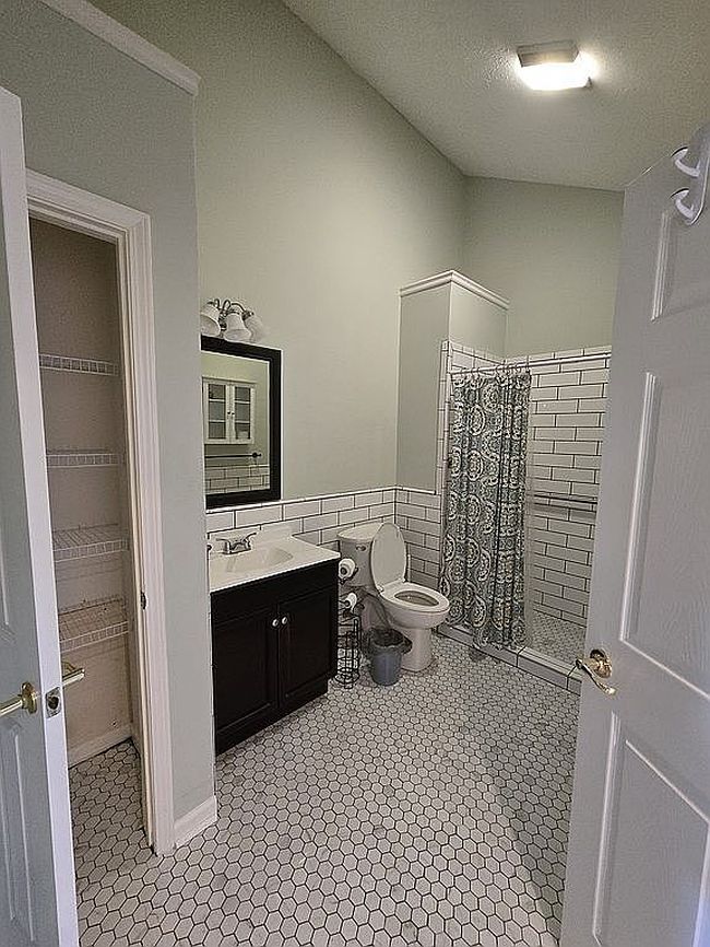 Image of 260 Churchill Xing
