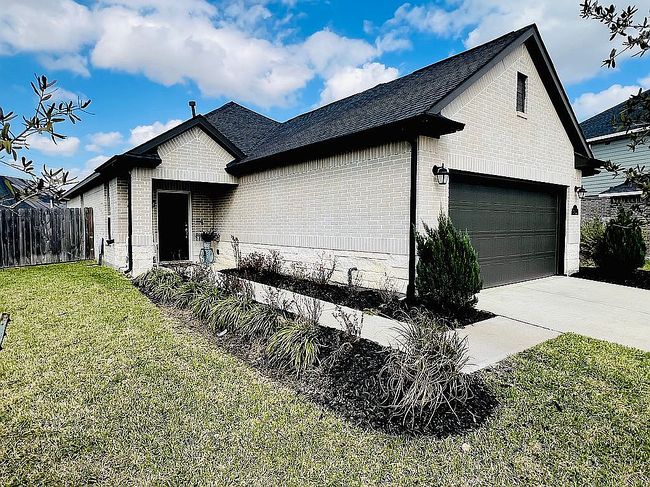 Image of 31422 Conover Dr