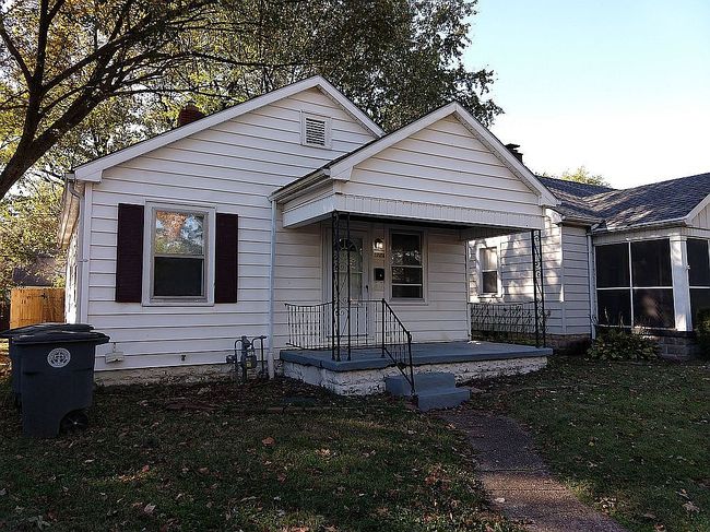 Photo of 1121 Bennighof Ave