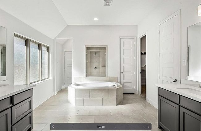 Photo of 5729 Lake Jackson Dr, Fort Worth, TX
