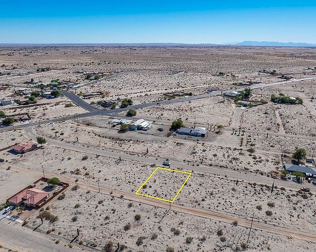 Photo of 1530 Red Sea Ave, Thermal, CA