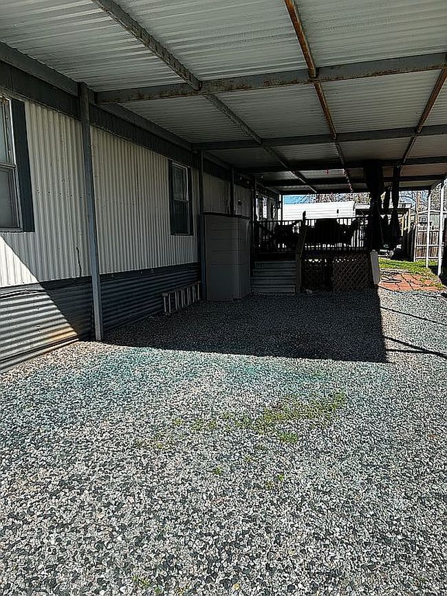 Photo of 4040 Striper Bass Rd #126, Kingston, OK