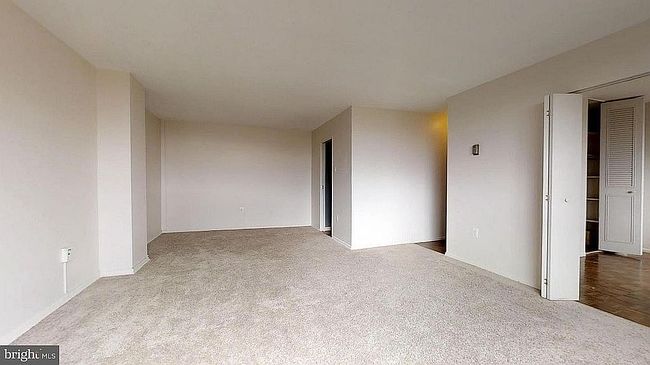 Image of 1 E University Pkwy Unit 803