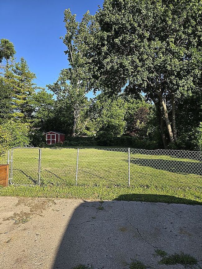 Photo of 914 S 3rd Ave, Alpena, MI