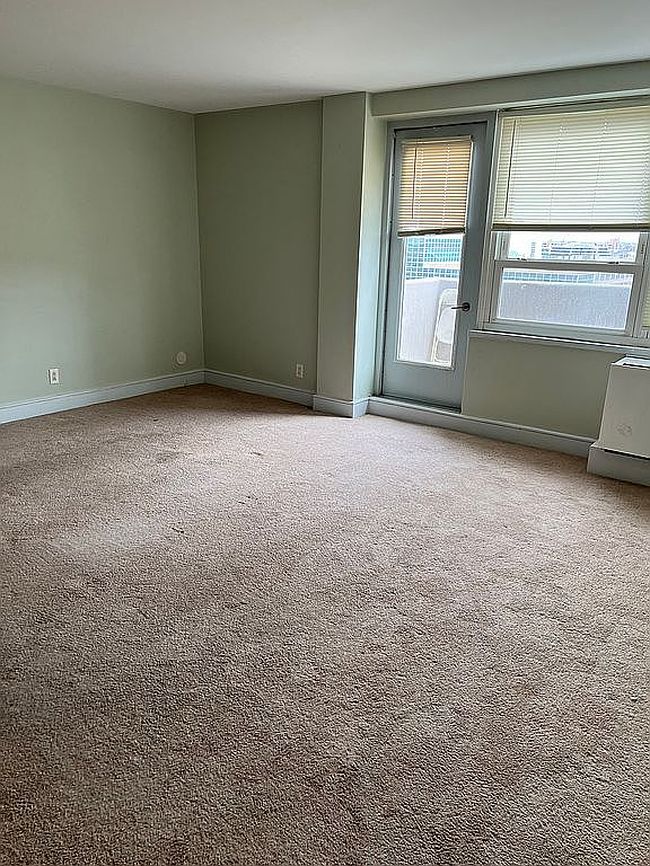 Image of 210 N 17th St Unit 905