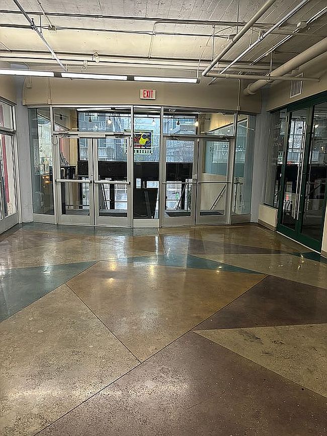 Image of 815 W Market St Unit 807