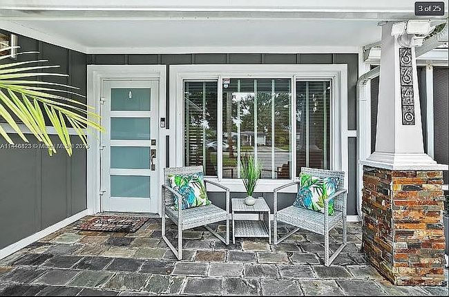 Photo of 6640 Douglas St, Hollywood, FL