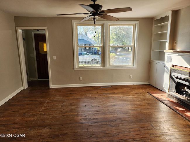 Additional photo 3 of property located at 804 Poplar St