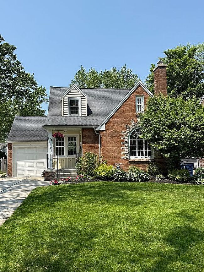 Image of 195 Amherstdale Rd