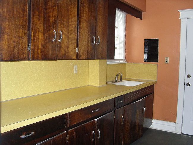 Photo of 830 Hays Park Ave, Kalamazoo, MI