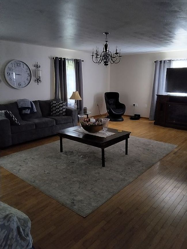 Photo of 8311 Vancouver St, Fort Gay, WV