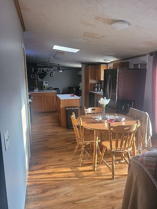 Photo of 2720 Wonderland Dr, Wayland, MI
