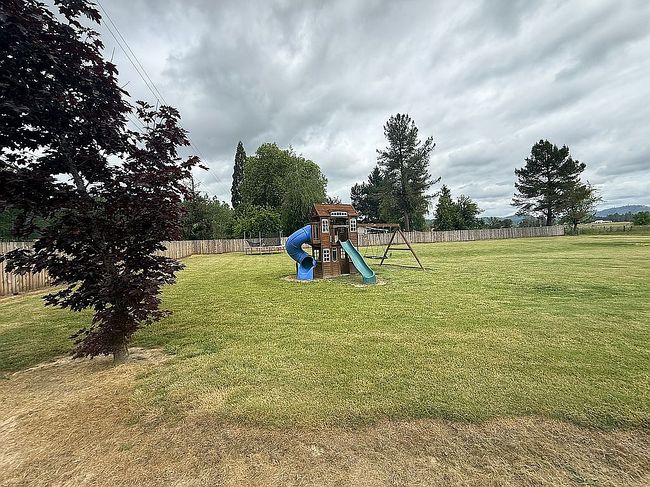 2355 Dairy Loop Rd, Roseburg, OR