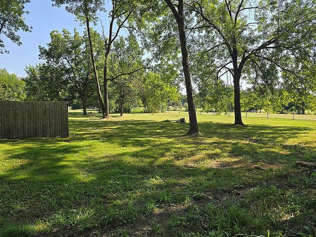 Photo of 202 Hooper St, Hackett, AR