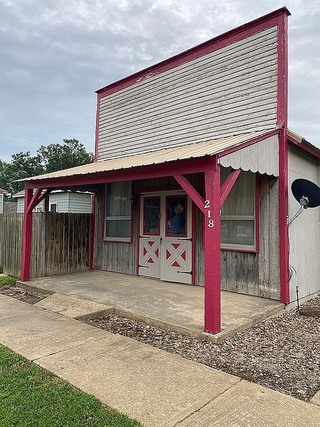 Photo of 218 1st St, New Cambria, KS