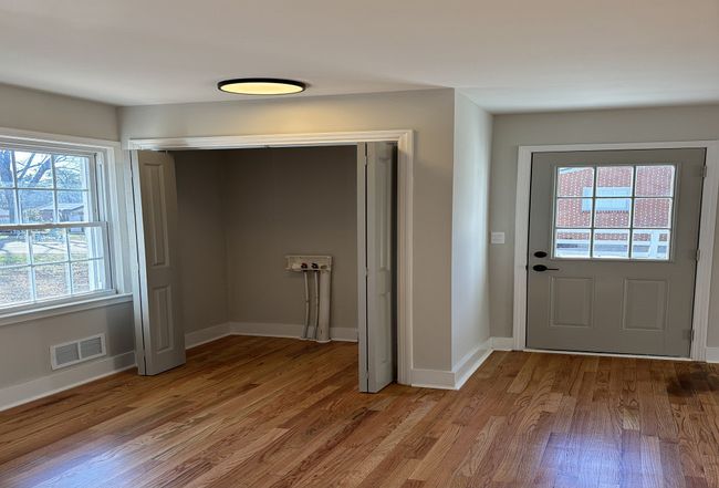 Photo of 2210 E Lee Rd, Taylors, SC