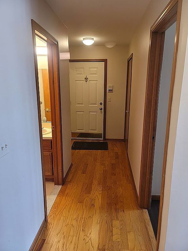 Photo of 15530 Ashley Ct, Macomb, MI