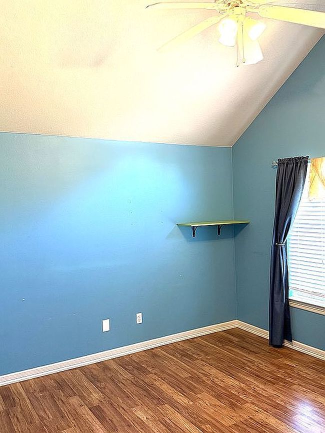 Photo of 517 Tumbleweed St, Lowell, AR