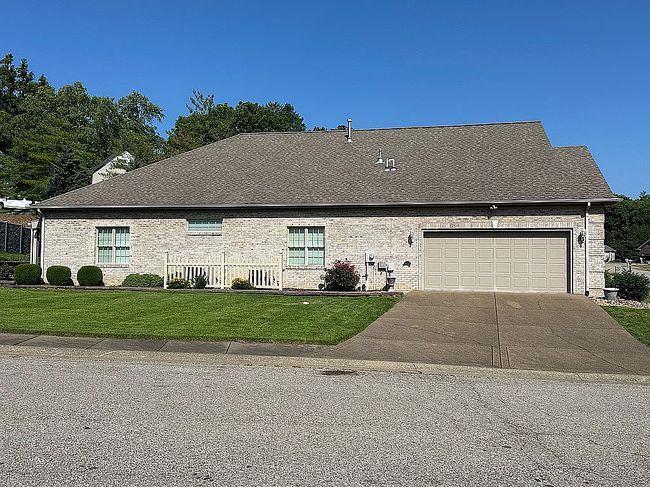 Photo of 2901 Betsy Ct, Evansville, IN