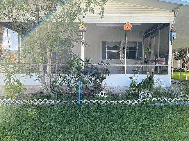 Image of 945 Olive Dr