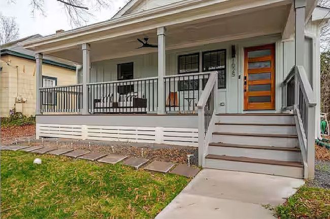 Image of 1025 Moreland Ave