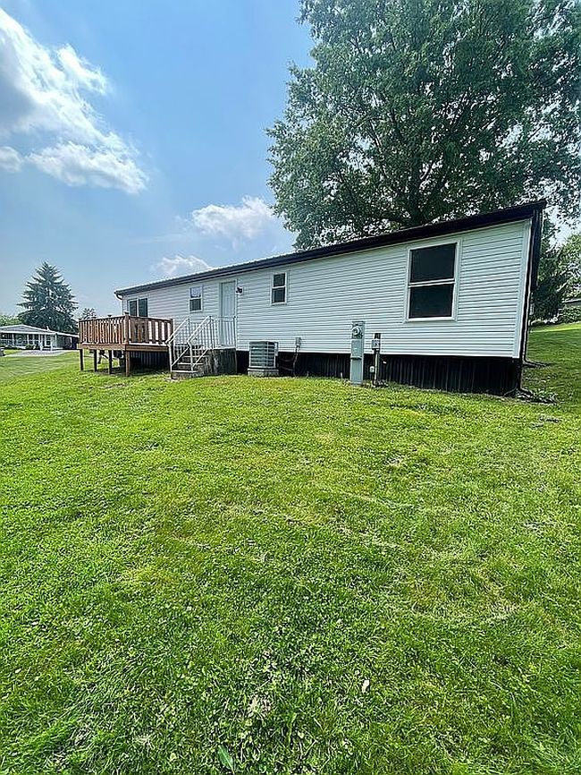 Photo of 105 York Rd, Cranberry Township, PA